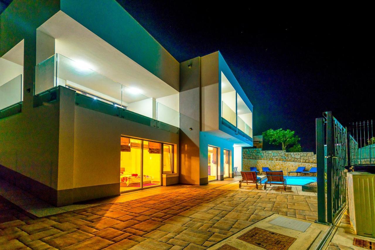 Villa The Secret Diamond Pag Town Exterior photo